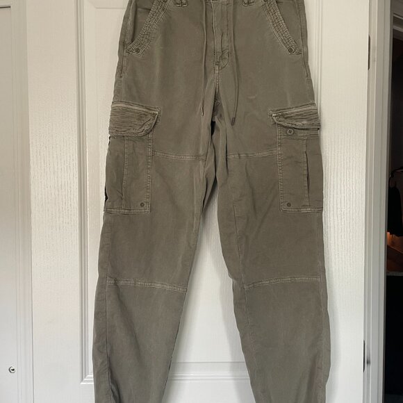 American Eagle Olive Green Baggy Cargo Jogger - Picture 2 of 5